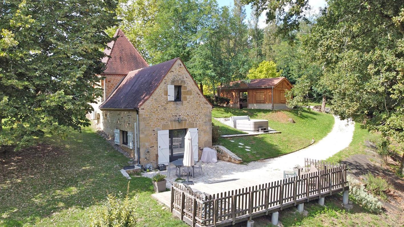 Maison Climatisee Avec Jacuzzi A 10 Min De Sarlat 외부 사진